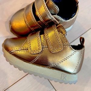 Banana Republic Baby metallic leather sneaker